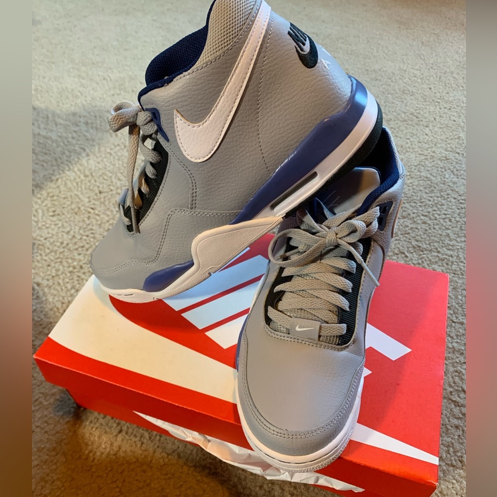 Nike Flight Legacy worn once